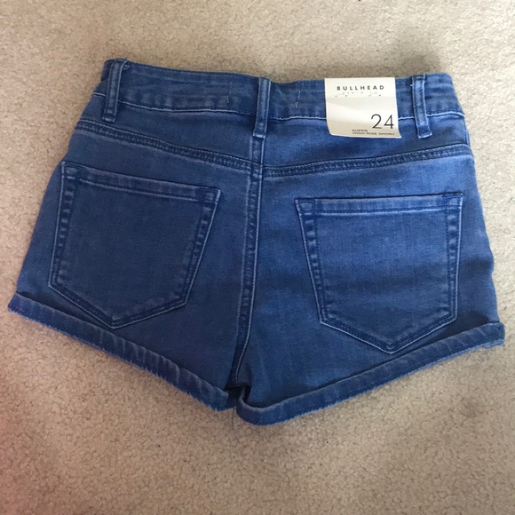 NWT Bullhead shorts - Picture 2 of 2